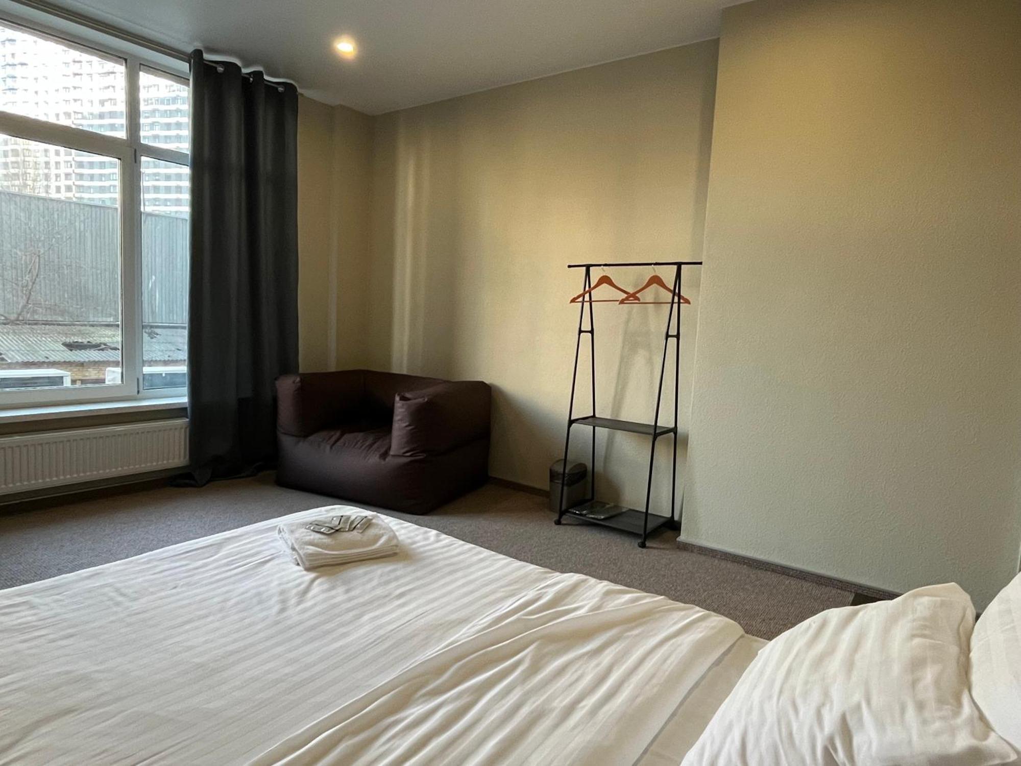 4Room Hostel Kiev Eksteriør billede